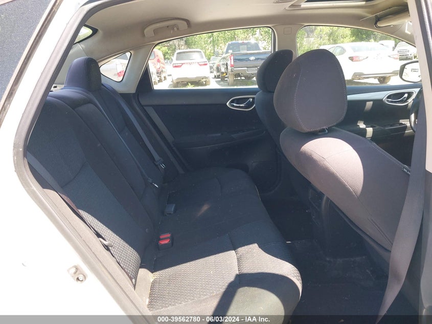 2014 Nissan Sentra Sr VIN: 3N1AB7AP1EL637527 Lot: 39562780