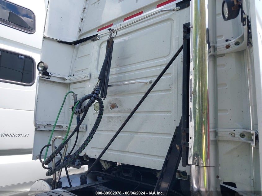 2012 Volvo Vn Vnl VIN: 4V4NC9TH8CN545183 Lot: 39562978