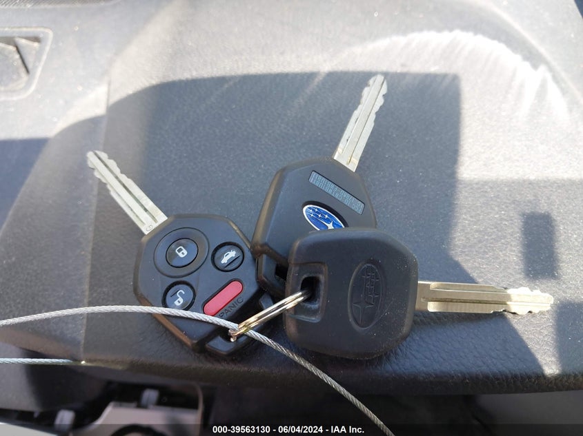 2018 Subaru Forester 2.5I Premium VIN: JF2SJAEC5JH616490 Lot: 39563130