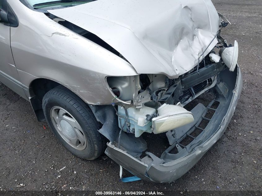 2001 Toyota Sienna Le/Xle VIN: 4T3ZF13C21U328048 Lot: 39563146