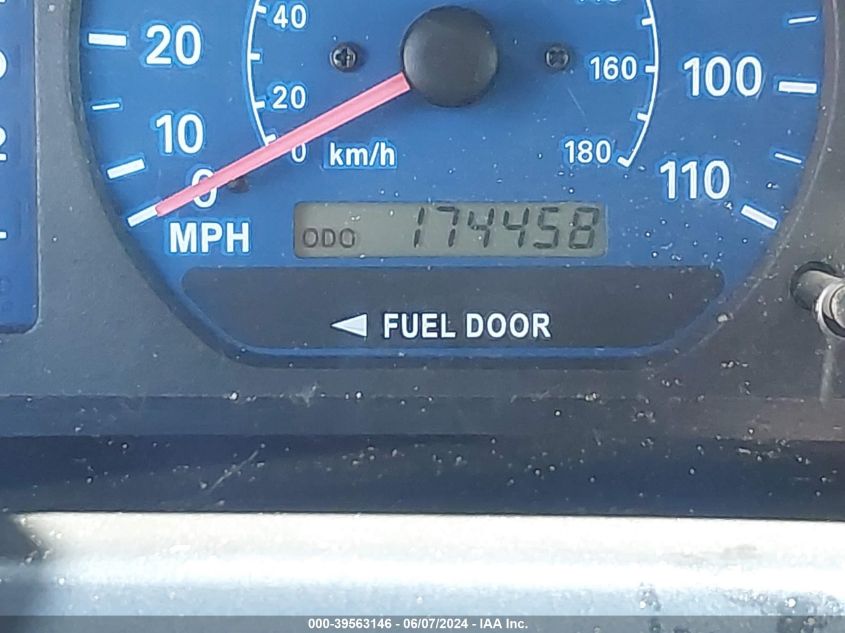 2001 Toyota Sienna Le/Xle VIN: 4T3ZF13C21U328048 Lot: 39563146