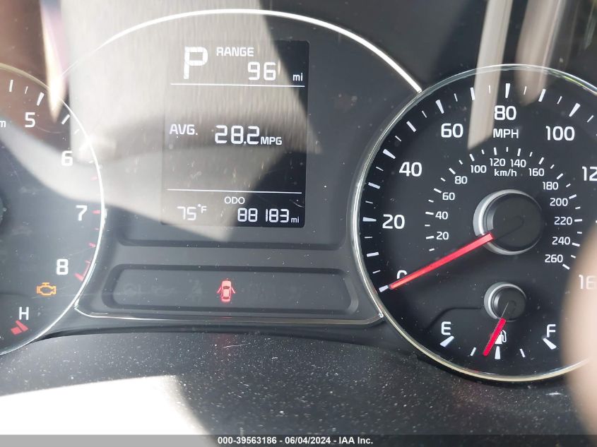 2018 Kia Forte Lx VIN: 3KPFK4A74JE239275 Lot: 39563186