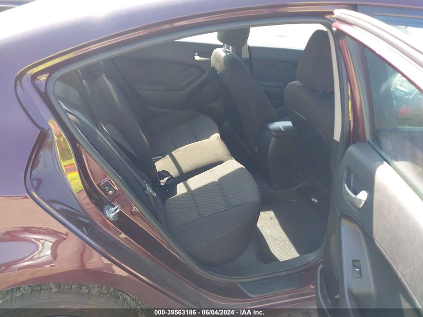 2018 Kia Forte Lx VIN: 3KPFK4A74JE239275 Lot: 39563186