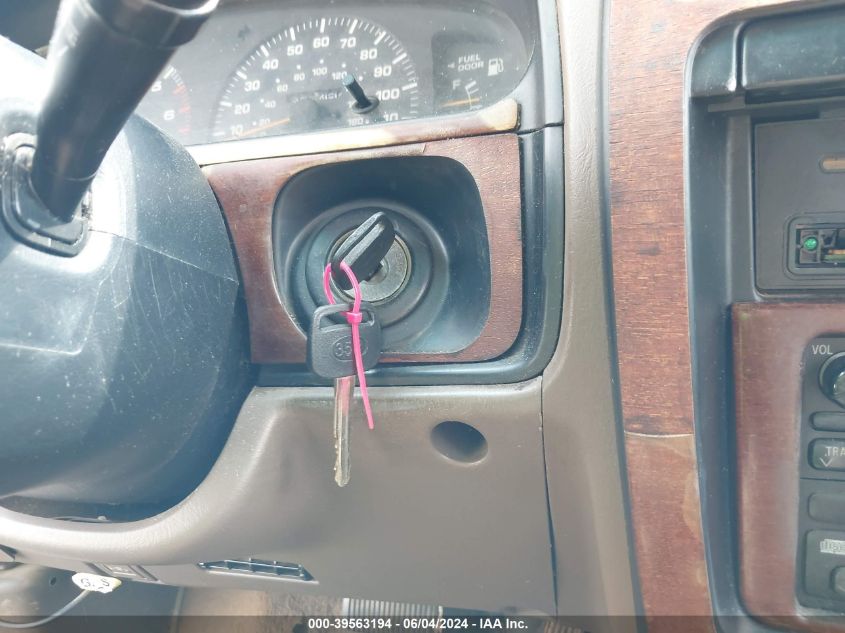 1998 Toyota 4Runner Sr5 V6 VIN: JT3HN86R1W0170681 Lot: 39563194