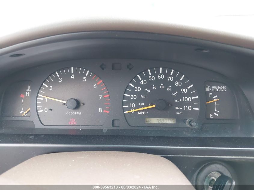 2000 Toyota Tacoma Prerunner VIN: 5TENM92N5YZ696518 Lot: 39563210