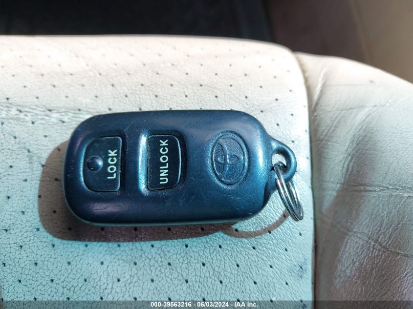 1999 Toyota Camry Solara Sle VIN: 2T1CF22P1XC108564 Lot: 39563216