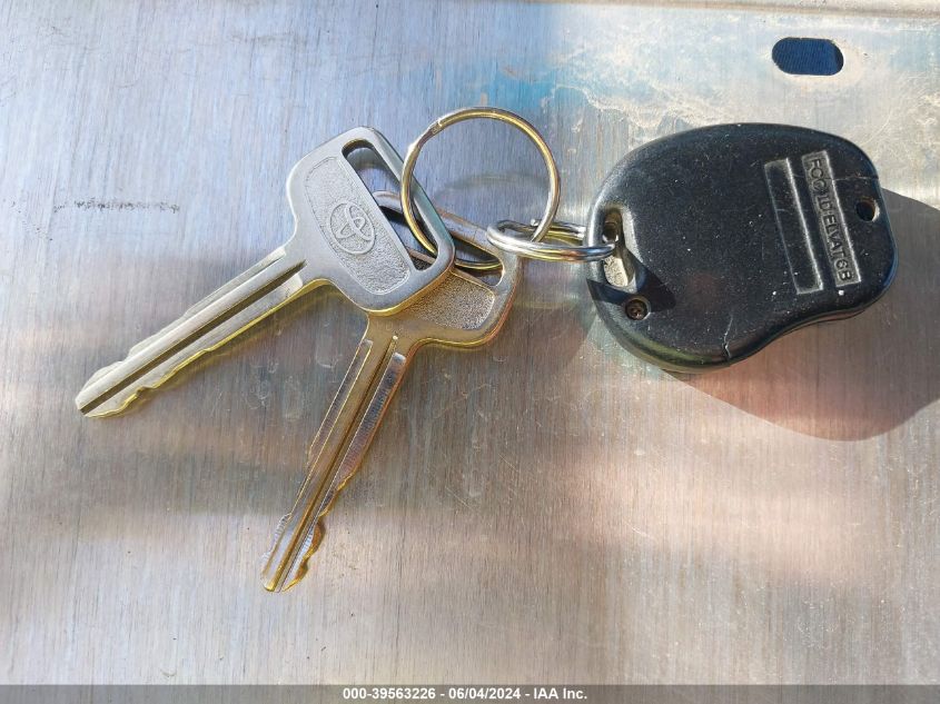 2001 Toyota Tundra Sr5 V8 VIN: 5TBRT34121S187302 Lot: 39563226