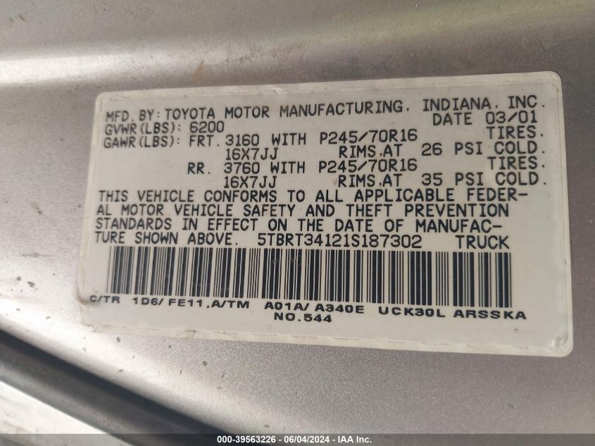 2001 Toyota Tundra Sr5 V8 VIN: 5TBRT34121S187302 Lot: 39563226
