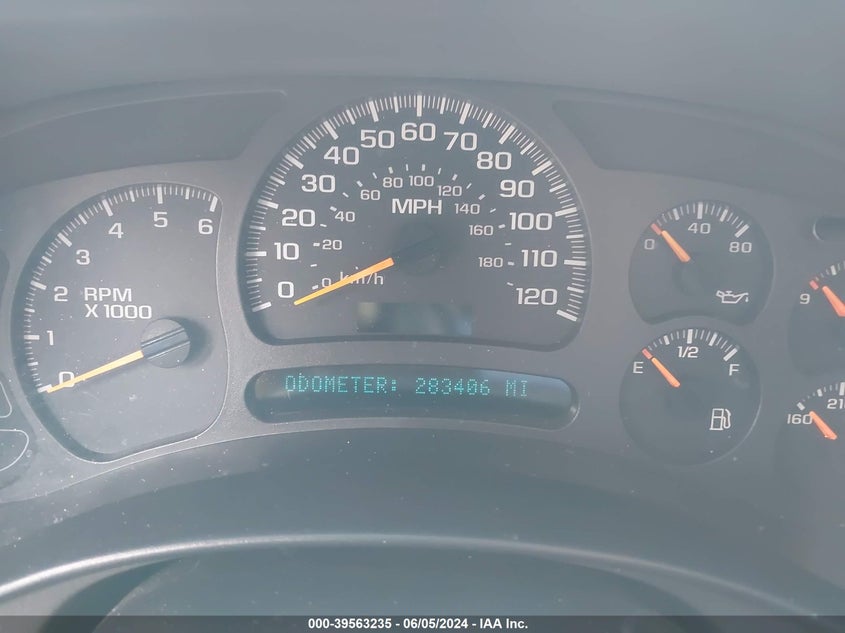 2003 Chevrolet Silverado 1500 Ls VIN: 2GCEK19T931110976 Lot: 39563235