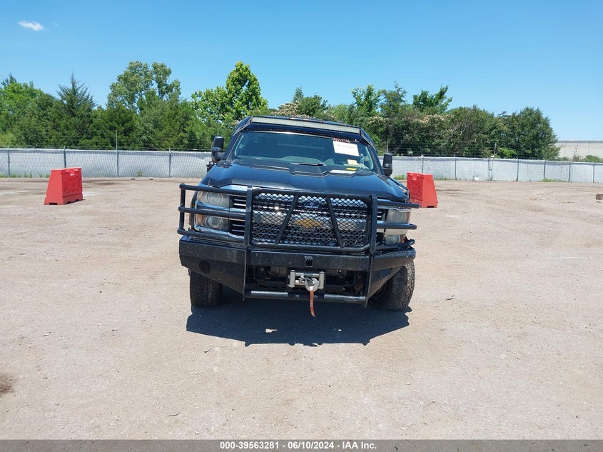 2015 Chevrolet Silverado 3500Hd Lt VIN: 1GC4KZE8XFF561780 Lot: 39563281