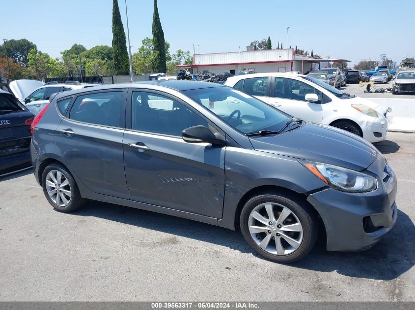 2013 Hyundai Accent Se VIN: KMHCU5AE9DU077582 Lot: 39563317