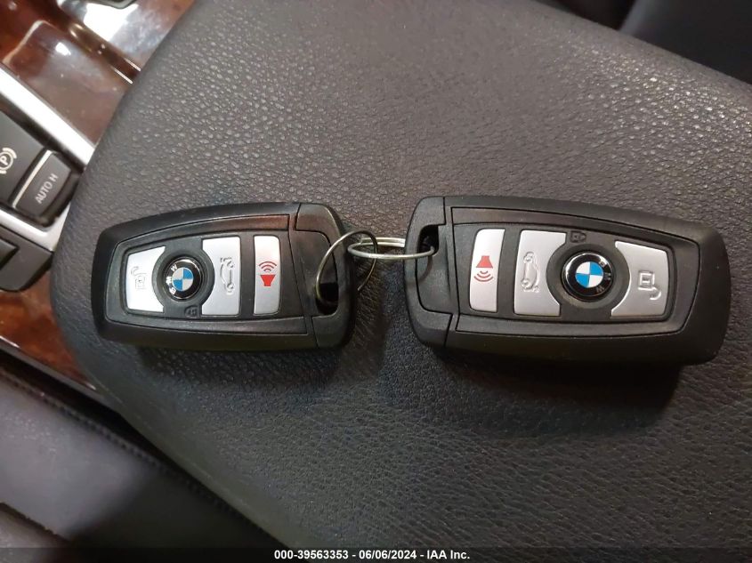 2016 BMW X3 xDrive28I VIN: 5UXWX9C54G0D92946 Lot: 39563353