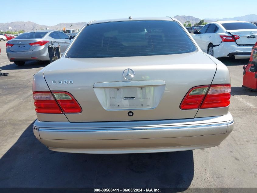 2001 Mercedes-Benz E 320 VIN: WDBJF65J81B334742 Lot: 39563411