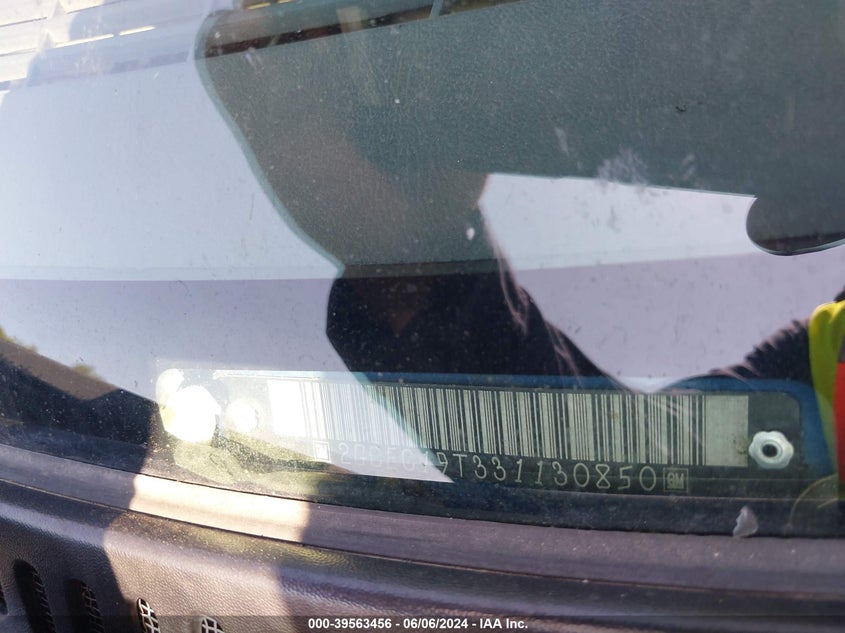 2003 Chevrolet Silverado 1500 Ls VIN: 2GCEC19T331130850 Lot: 39563456