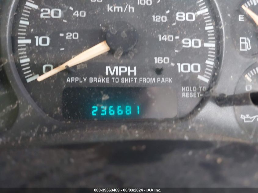 2002 GMC Sierra 1500 Sle VIN: 2GTEK19T221294933 Lot: 39563469