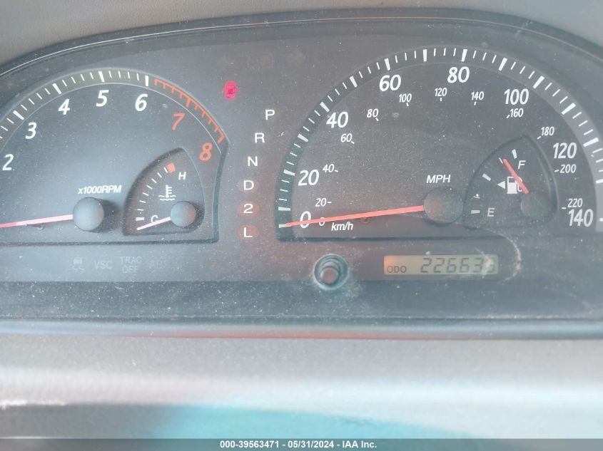 2003 Toyota Camry Le VIN: 4T1BE32K73U686962 Lot: 39563471