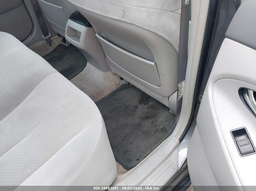 2009 Toyota Camry Le VIN: 4T1BE46K69U384443 Lot: 39563591