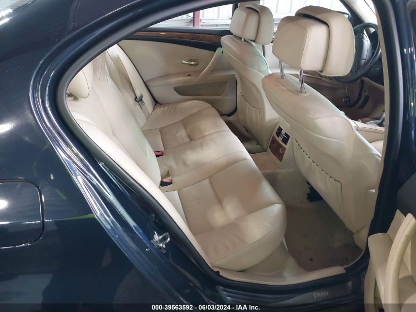 2009 BMW 528I VIN: WBANU53599C117826 Lot: 39563592