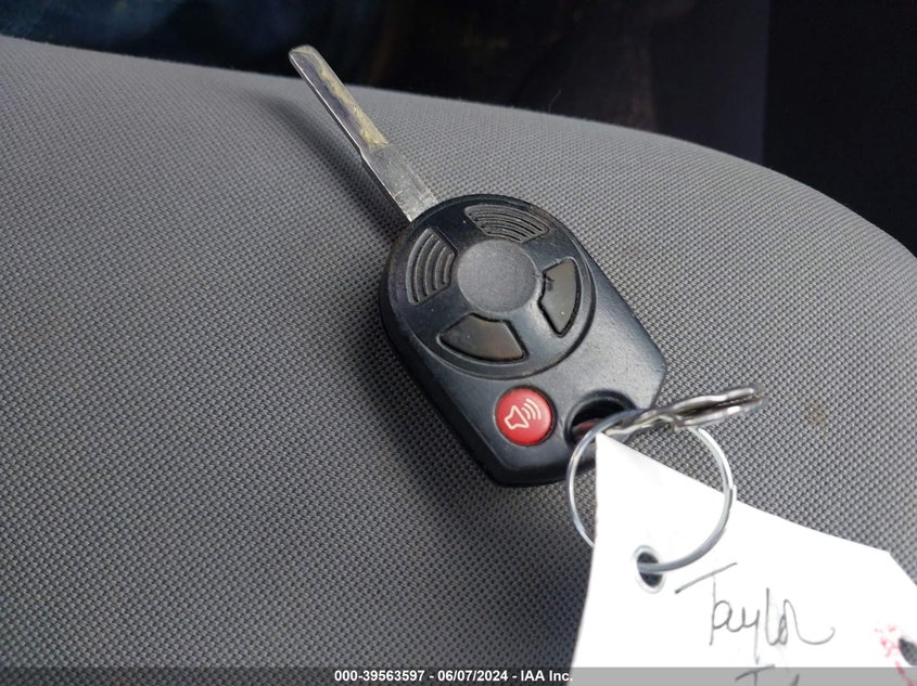 2017 Ford Escape S VIN: 1FMCU0F71HUB30486 Lot: 39563597