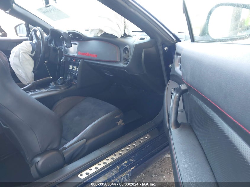 2013 Subaru Brz Limited VIN: JF1ZCAC14D2608208 Lot: 39563644