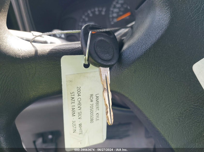 2004 Chevrolet Silverado 1500 C1500 VIN: 1GCEC14X94Z214755 Lot: 39563674