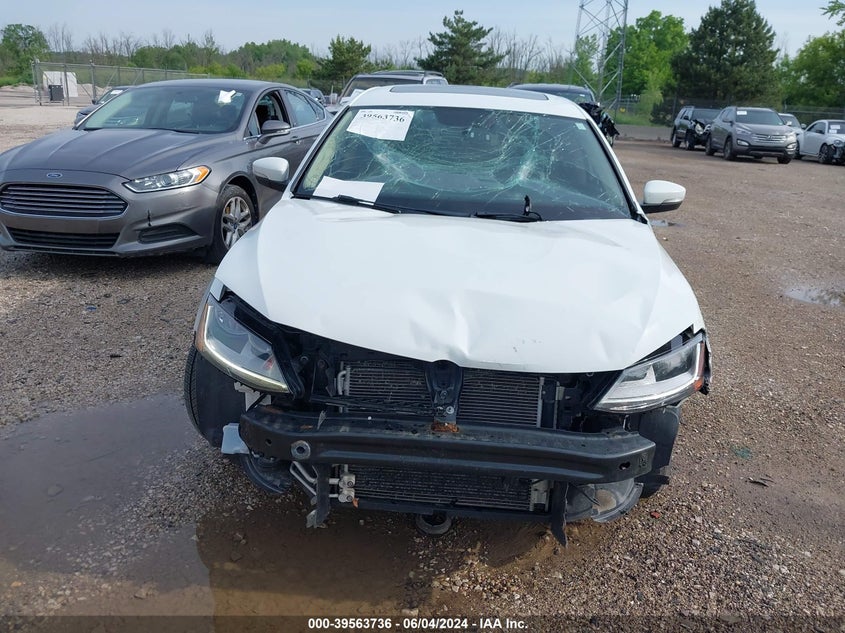 2018 Volkswagen Jetta 1.4T Se/1.4T Wolfsburg Edition VIN: 3VWDB7AJ6JM250107 Lot: 39563736