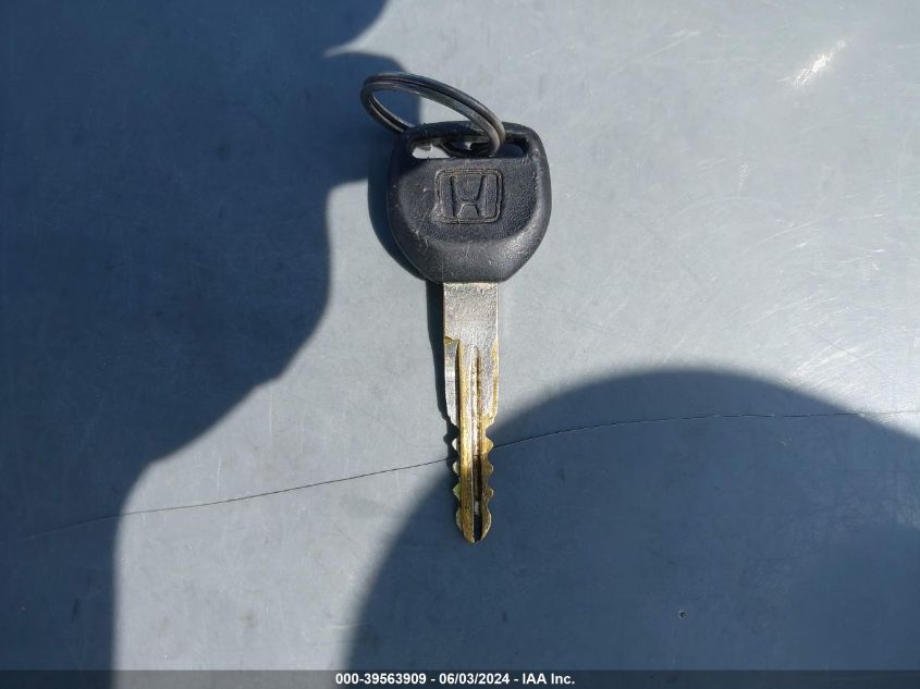 1999 Honda Cr-V Lx VIN: JHLRD2847XC006369 Lot: 39563909