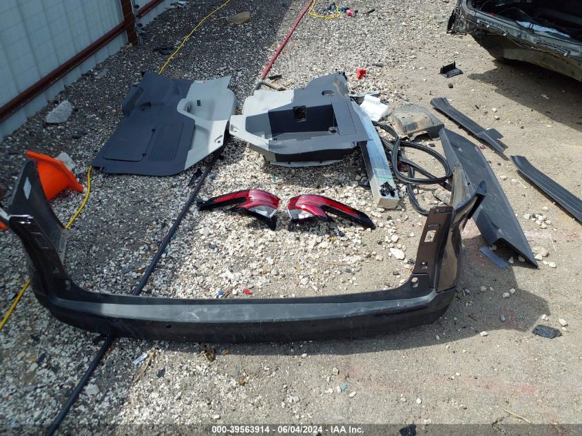 2022 TOYOTA SIENNA XLE - 5TDYRKEC0NS107156