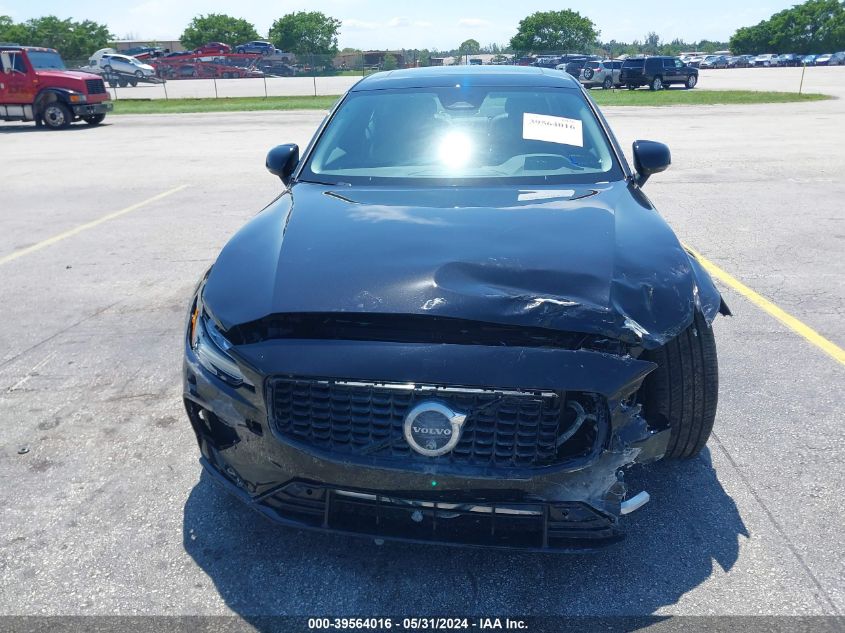2024 Volvo S60 B5 Plus Dark Theme VIN: 7JRL12FL2RG304010 Lot: 39564016