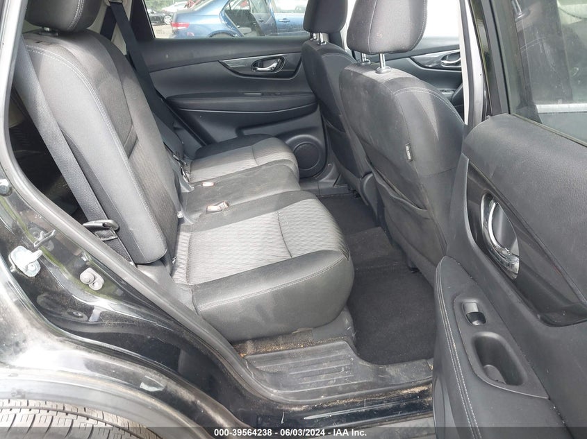 2018 Nissan Rogue Sv VIN: KNMAT2MV2JP623111 Lot: 39564238