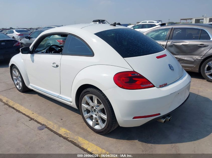 2012 Volkswagen Beetle 2.5L VIN: 3VWJP7AT2CM652635 Lot: 39564325