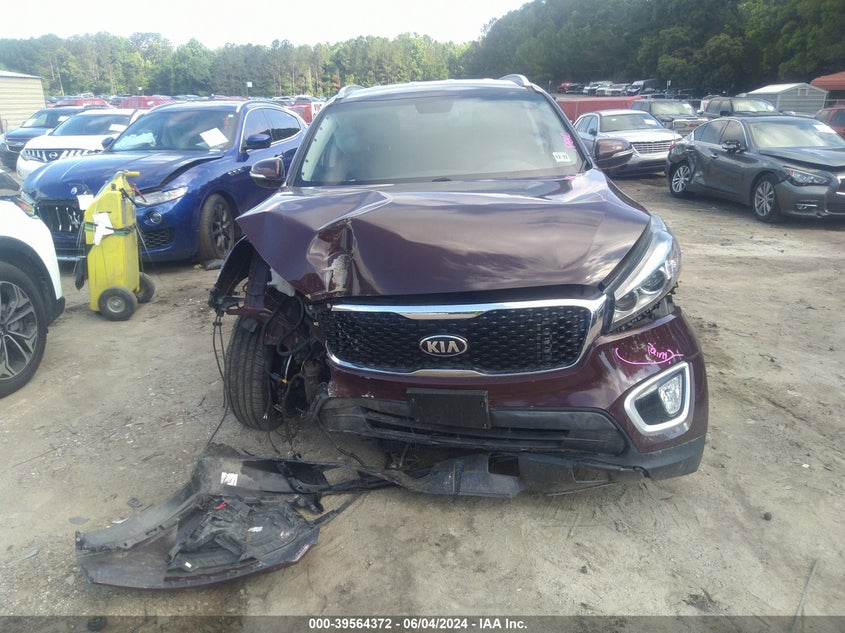 2017 Kia Sorento 3.3L Ex VIN: 5XYPHDA51HG305795 Lot: 39564372