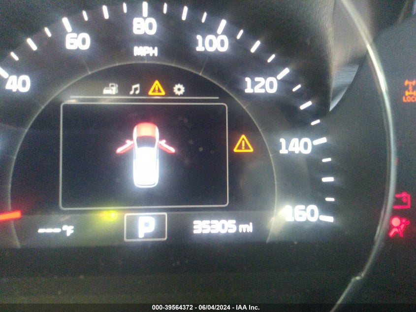 2017 Kia Sorento 3.3L Ex VIN: 5XYPHDA51HG305795 Lot: 39564372