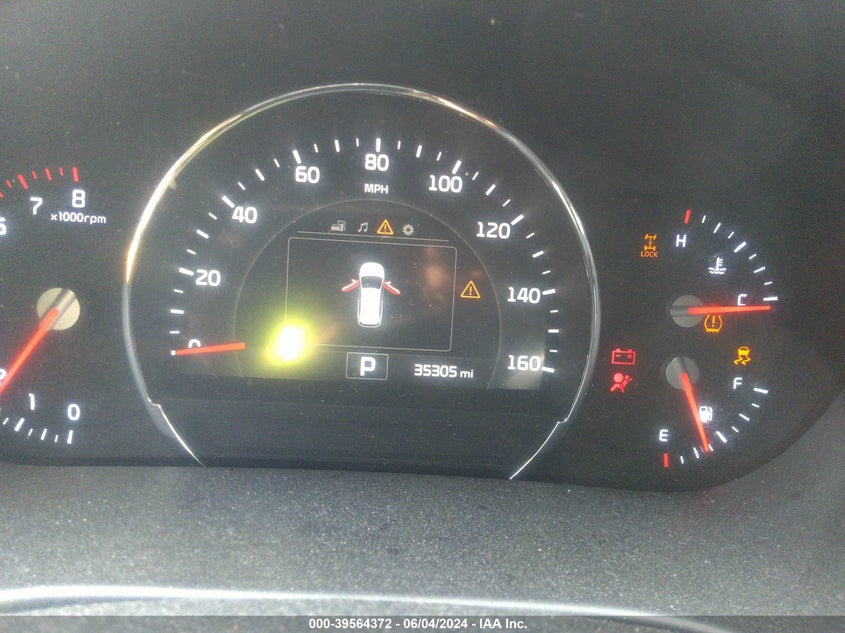 2017 Kia Sorento 3.3L Ex VIN: 5XYPHDA51HG305795 Lot: 39564372