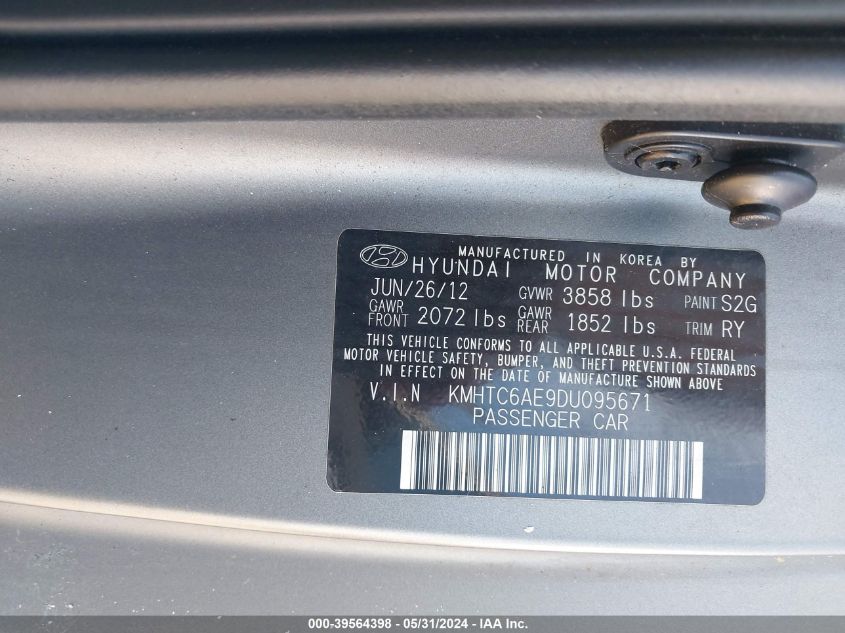 2013 Hyundai Veloster Turbo W/Black VIN: KMHTC6AE9DU095671 Lot: 39564398