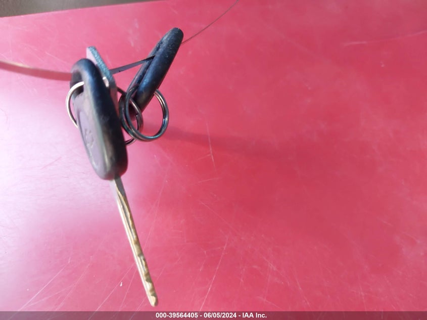 2004 Chevrolet Silverado 1500 Ls VIN: 2GCEC19V241357174 Lot: 39564405