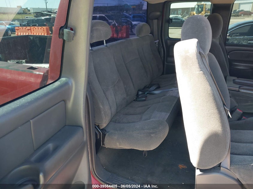 2004 Chevrolet Silverado 1500 Ls VIN: 2GCEC19V241357174 Lot: 39564405