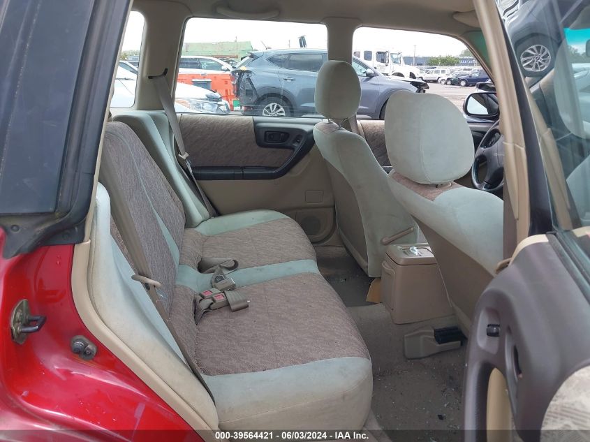 2000 Subaru Forester L VIN: JF1SF6356YH725669 Lot: 39564421