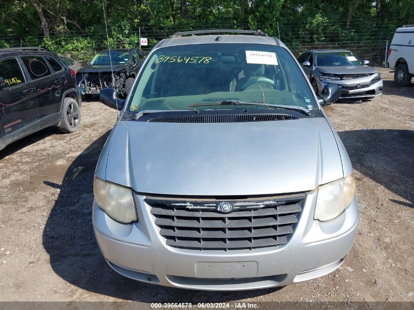 2005 Chrysler Town & Country Lx VIN: 2C4GP44R95R520348 Lot: 39564578