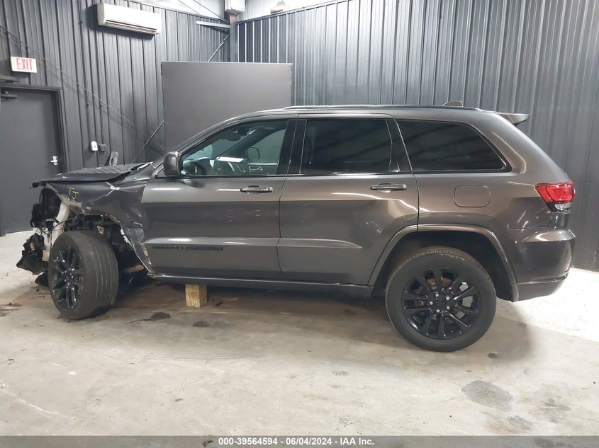 2017 Jeep Grand Cherokee Altitude 4X4 VIN: 1C4RJFAG1HC797825 Lot: 39564594