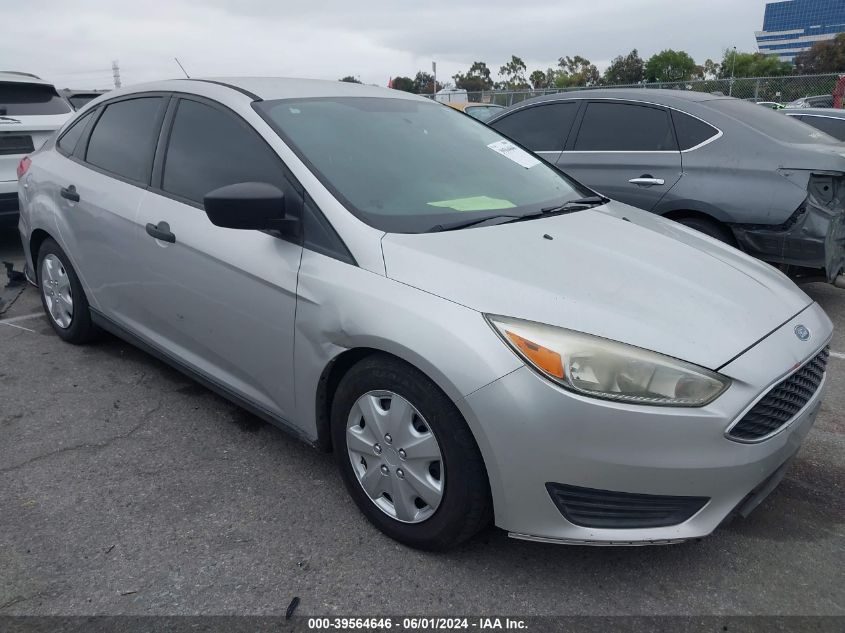 2015 Ford Focus S VIN: 1FADP3E2XFL296084 Lot: 39564646