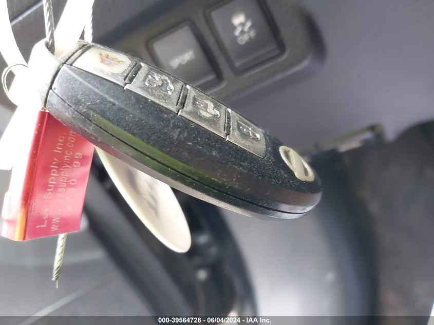 2015 Nissan Sentra Sr VIN: 3N1AB7AP9FY273328 Lot: 39564728