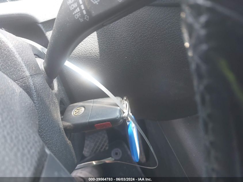 2015 Volkswagen Tiguan S VIN: WVGAV7AX0FW588395 Lot: 39564783