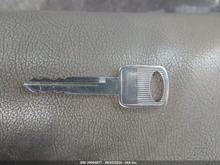 2001 Ford F-150 King Ranch Edition/Lariat/Xlt VIN: 1FTRW08L11KA84422 Lot: 39564877