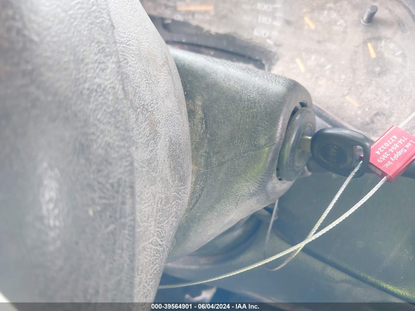 2004 Chevrolet Silverado 1500 Work Truck VIN: 1GCEC14X44Z282607 Lot: 39564901