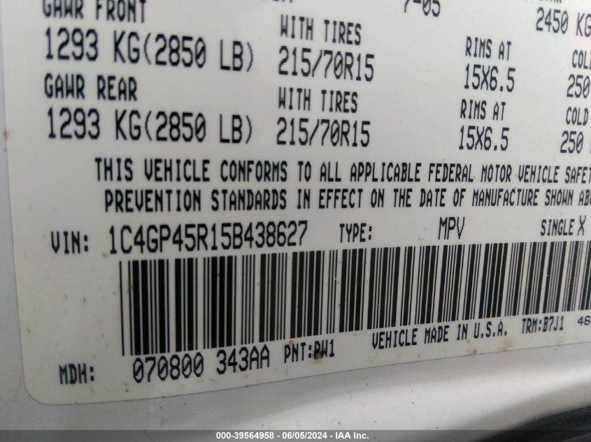 2005 Chrysler Town & Country VIN: 1C4GP45R15B438627 Lot: 39564958