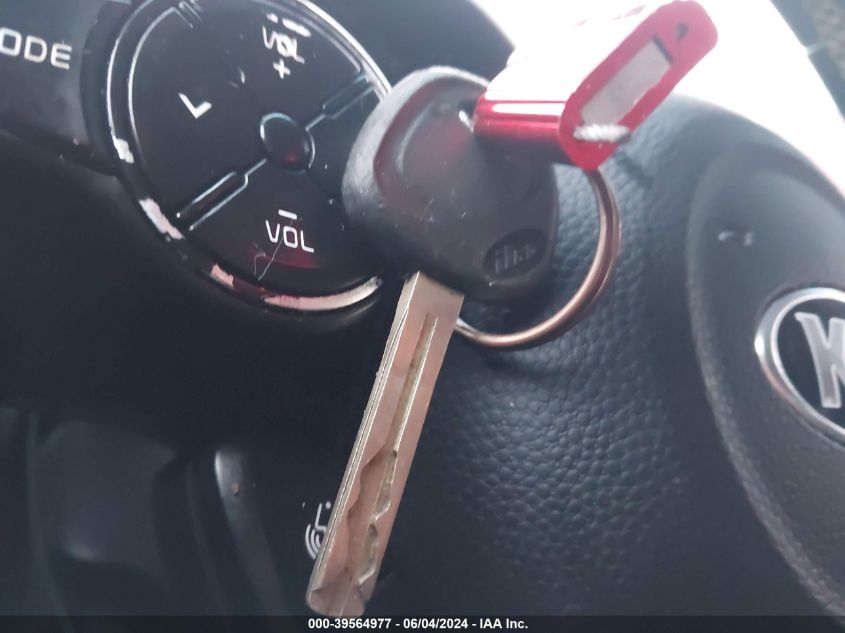 2014 Kia Soul + VIN: KNDJP3A54E7020570 Lot: 39564977