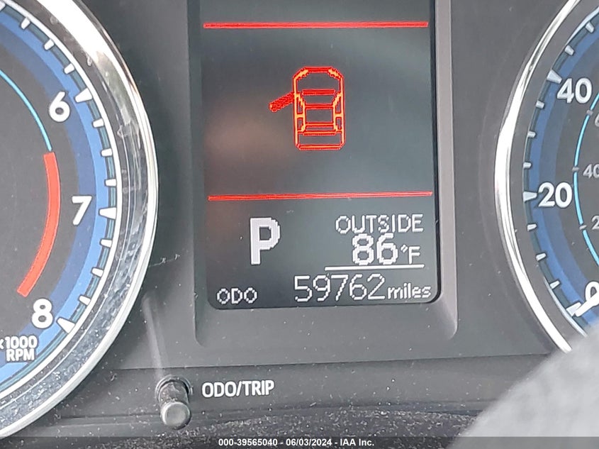 2017 Toyota Corolla Le VIN: 5YFBURHE7HP719135 Lot: 39565040