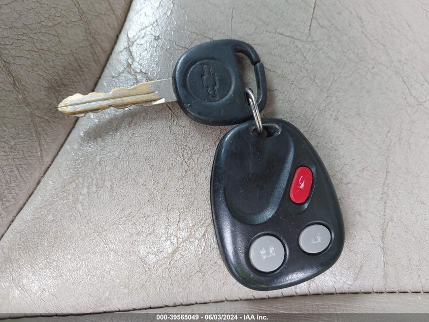 2006 Chevrolet Tahoe Lt VIN: 1GNEK13TX6R142136 Lot: 39565049