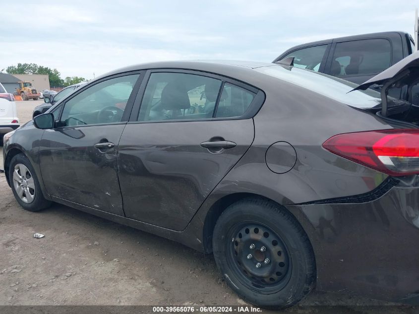 2017 Kia Forte Lx VIN: 3KPFK4A75HE043890 Lot: 39565076